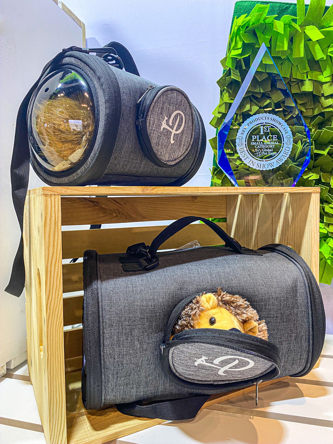 Petique’s Award Winning Small Animal Pet Carriers