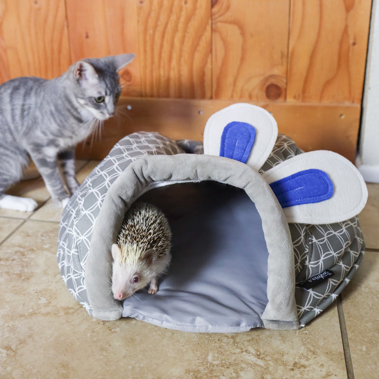 Critter Dome Sleep and Play: Comfortable Soft Material, Security & Snuggling, Durable Fabric, Warm in Winter, Cool in Summer, for Small Animals