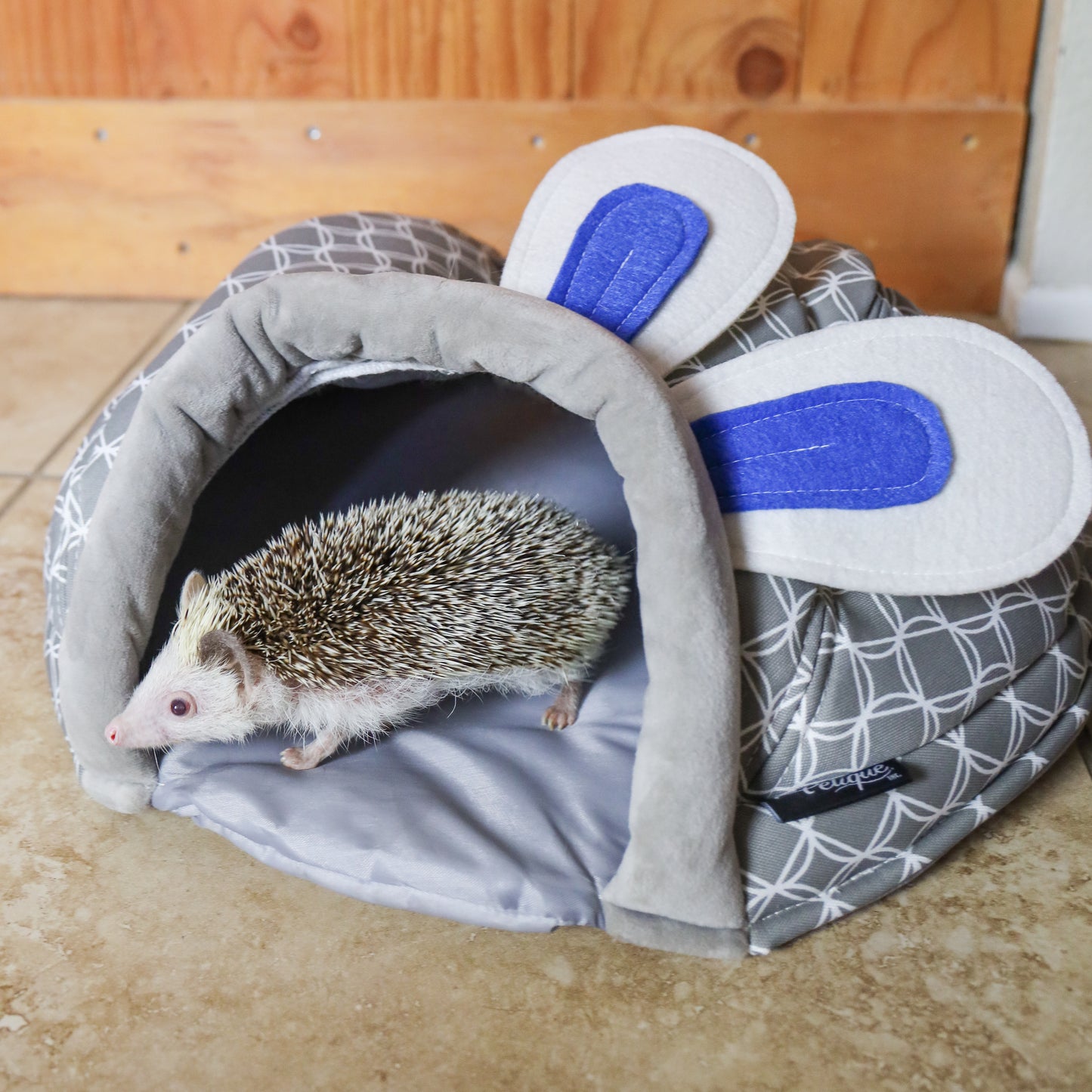 Critter Dome Sleep and Play: Comfortable Soft Material, Security & Snuggling, Durable Fabric, Warm in Winter, Cool in Summer, for Small Animals