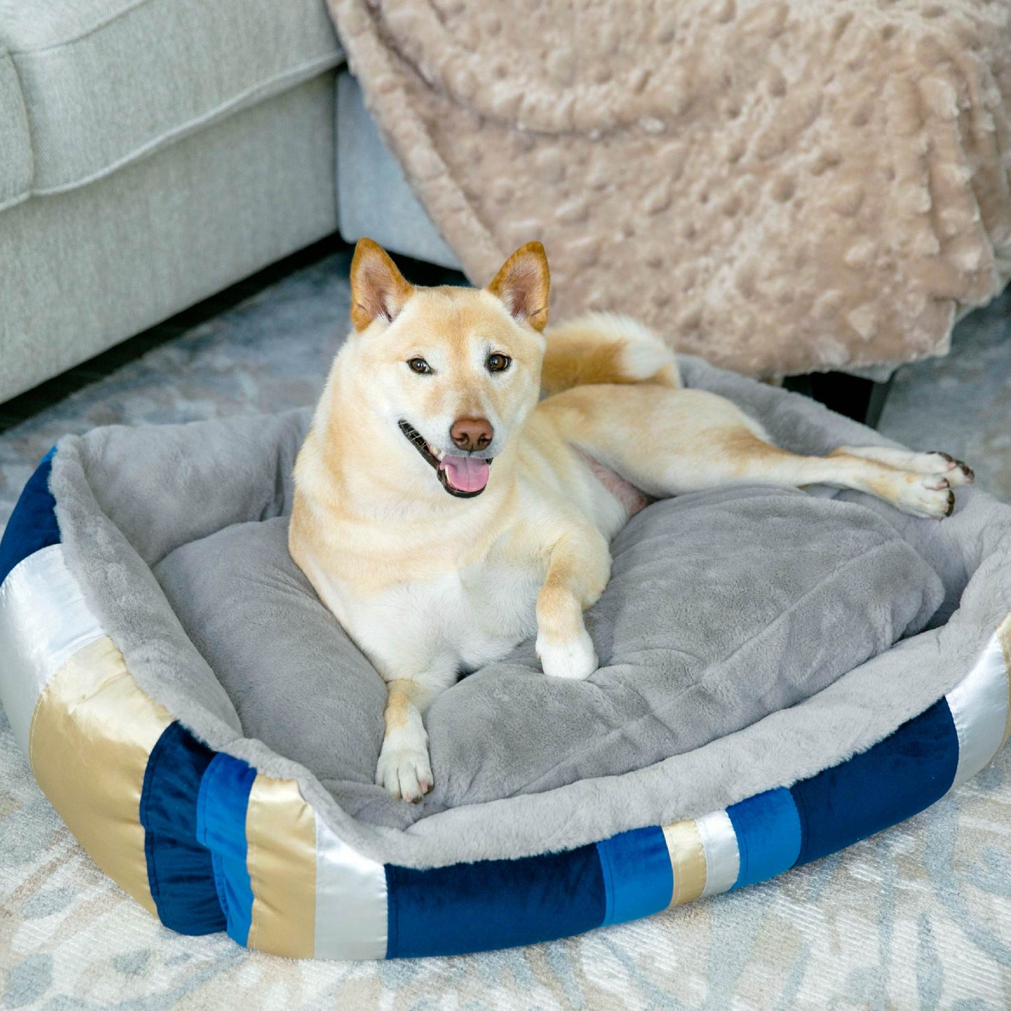 Golden Waves Pet Bed Soft Calming Pet Bed, Anti-Anxiety, Nonskid Bottom, Hypoallergenic, Premium Comfort Plus Pet Bed for Medium, Small Dogs/Cats, SUPPORTS UP TO 20LBS (23"x21"x5")