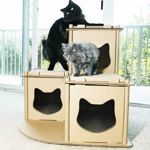 scratch fortress cat house